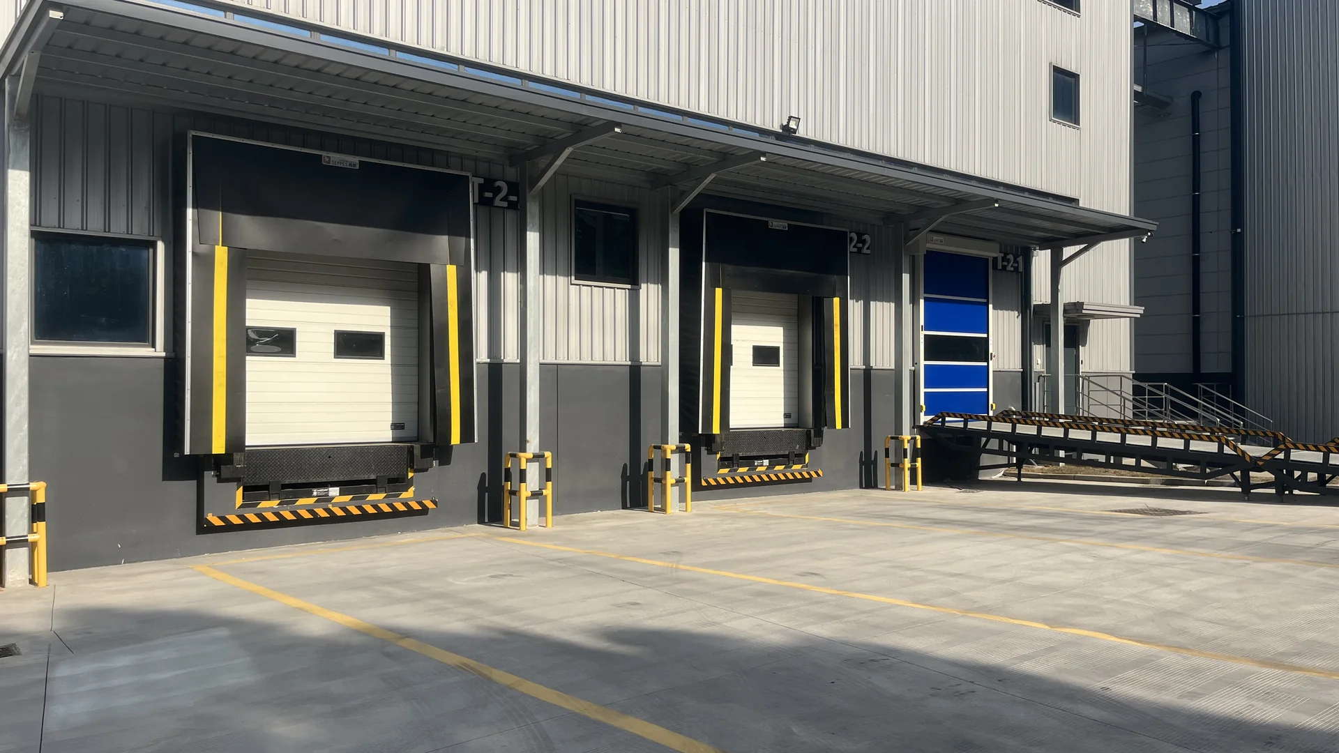 Dock Shelter